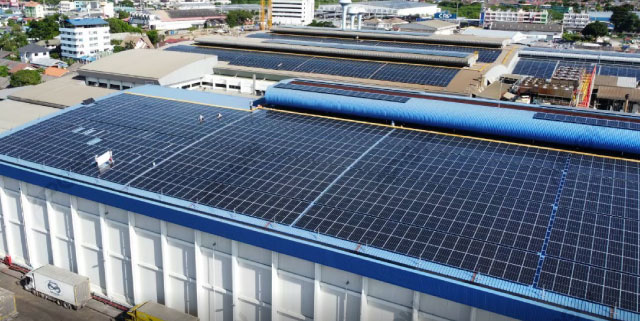 โรงงานผลิตน้ำแข็ง