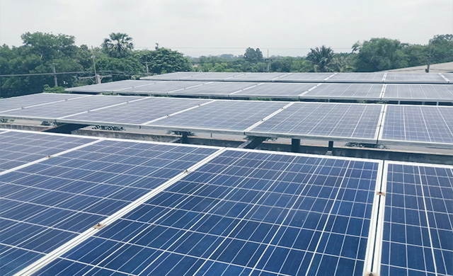 ติดตั้งโซลารูฟ<br>สำหรับบ้านพักอาศัย